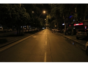 Adanalılar Sokağa Çıkma Yasağına Uydu