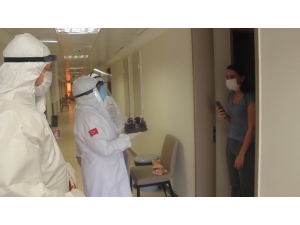 Karantina Misafirlerine Doğum Günü Sürprizi