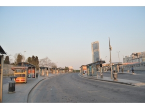 İstanbul’un Yolları Bomboş Kaldı