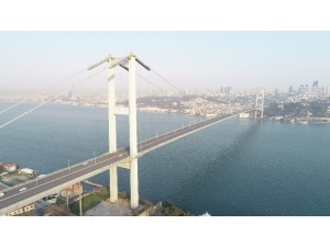 Sokağa Çıkma Yasağı Nedeniyle Boş Kalan 15 Temmuz Şehitler Köprüsü Havadan Görüntülendi