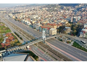 Yeni Güne Uyanan Kocaeli’de Sokaklar Sessizliğe Büründü