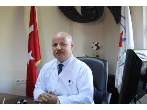 Başhekim Dışarıya Çıkanlara Tepki Gösterdi: