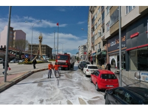 Bilecik’te Sokaklar Dip Köşe Yıkandı