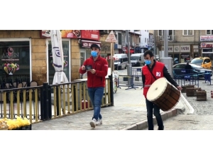 Bayburt’ta Davullu Evde Kal Çağrısı