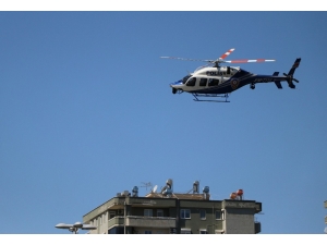 Adana’da Sokağa Çıkanlara Helikopterli Denetim