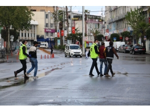 "Yaşasın Özgürlük" Diyerek Sokağa Çıktı, 3 Bin 150 Lira Ceza Yedi