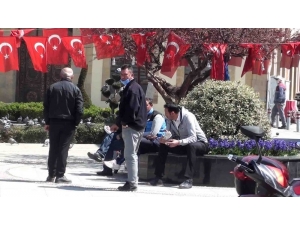 Vatandaş “Evde Kal” Çağrılarını Dikkate Almıyor