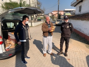 Sosyal Vefa Ekipleri Evlere Hizmet Götürüyor