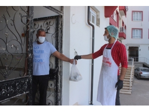 Yasağın En Karlısı Fırıncılar Oldu, 2 Saatte 1 Günlük Ekmek Sattılar