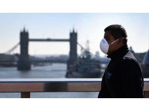 İngiltere’de Koruyucu Ekipman Eksikliği Nedeniyle Sağlık Çalışanları Risk Altında