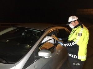 İstanbul’da Sokağa Çıkma Yasağının İkinci Gününde Denetimler Devam Etti