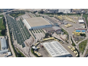 Park Halindeki Binlerce Otobüs Ve Metro Vagonu Havadan Böyle Görüntülendi