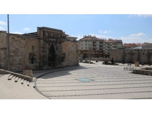 Sivaslılar Kendi Yasağını Kendi Koyup Kendileri Uyguladı