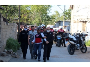 Kavga Edip Yasağı Deldiler, Cezayı Yediler