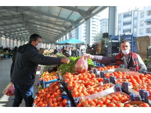 Tokatlılar Pazar Alışverişini İhmal Etmedi