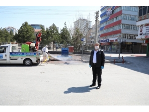 Melikgazi’de Yüzlerce Temizlik İşçisi İlçeyi Baştan Sona Temizledi