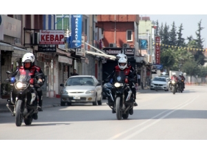 Vatandaş Evde Kalsın Diye Çalışıyorlar