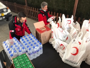 Kızılay, Emniyet Mensuplarını Yalnız Bırakmadı