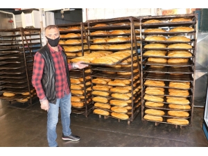 Malatya’da Fırınlar Ekmeği Evlere Götürdü