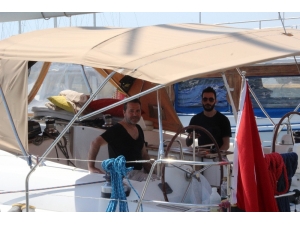 Sokağa Çıkma Yasağına Denizde Yakalandılar