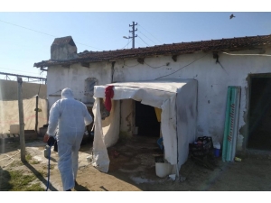 Mevsimlik İşçilerin Konaklama Yerleri Dezenfekte Edildi