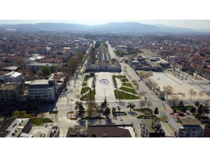 Yasağın 2’nci Gününde Sakarya Sokakları Havadan Görüntülendi