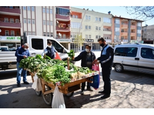 Elbistan Belediyesi’nden Seyyar Satıcılara Destek
