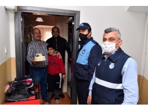 Başkan Yıldız, Küçük Emin’in Dedesi İçin Doğum Günü Pastası Talebine Duyarsız Kalmadı