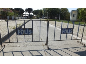 Burhaniye’de Sokağa Çıkma Yasağı Sahilleri Boşalttı