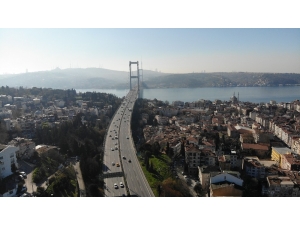İstanbul’da Trafik Yoğunluğu Havadan Görüntülendi
