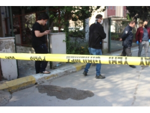 Yasak Sonrası Sokağa Çıkar Çıkmaz Borç Verdiği Şahsı Vurdu