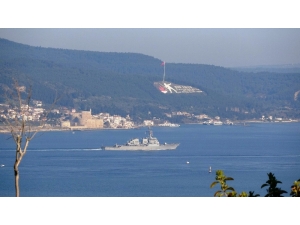 Abd Savaş Gemisi Çanakkale Boğazı’ndan Geçti