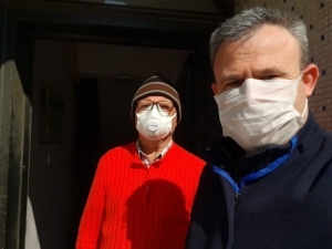 Emekli Maaşını Ve Bayram İkramiyesini Kampanyaya Yatırdı