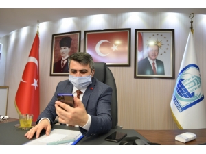 Uzaktan Eğitim Alamayan Çocuğa Yıldırım Belediye Başkanı’ndan Uydu Cihazı