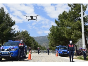 Korona Virüs Vakası Tespit Edilen 406 Nüfuslu Köye Giriş Çıkış Yasaklandı