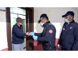 Milli Dayanışma Kampanyası’na Mesaj Gönderemeyince Zabıtadan Destek Aldı