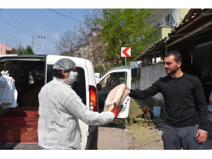 Sokağa Çıkamayan Çocuğun Doğum Günü Pastası Belediye Başkanından