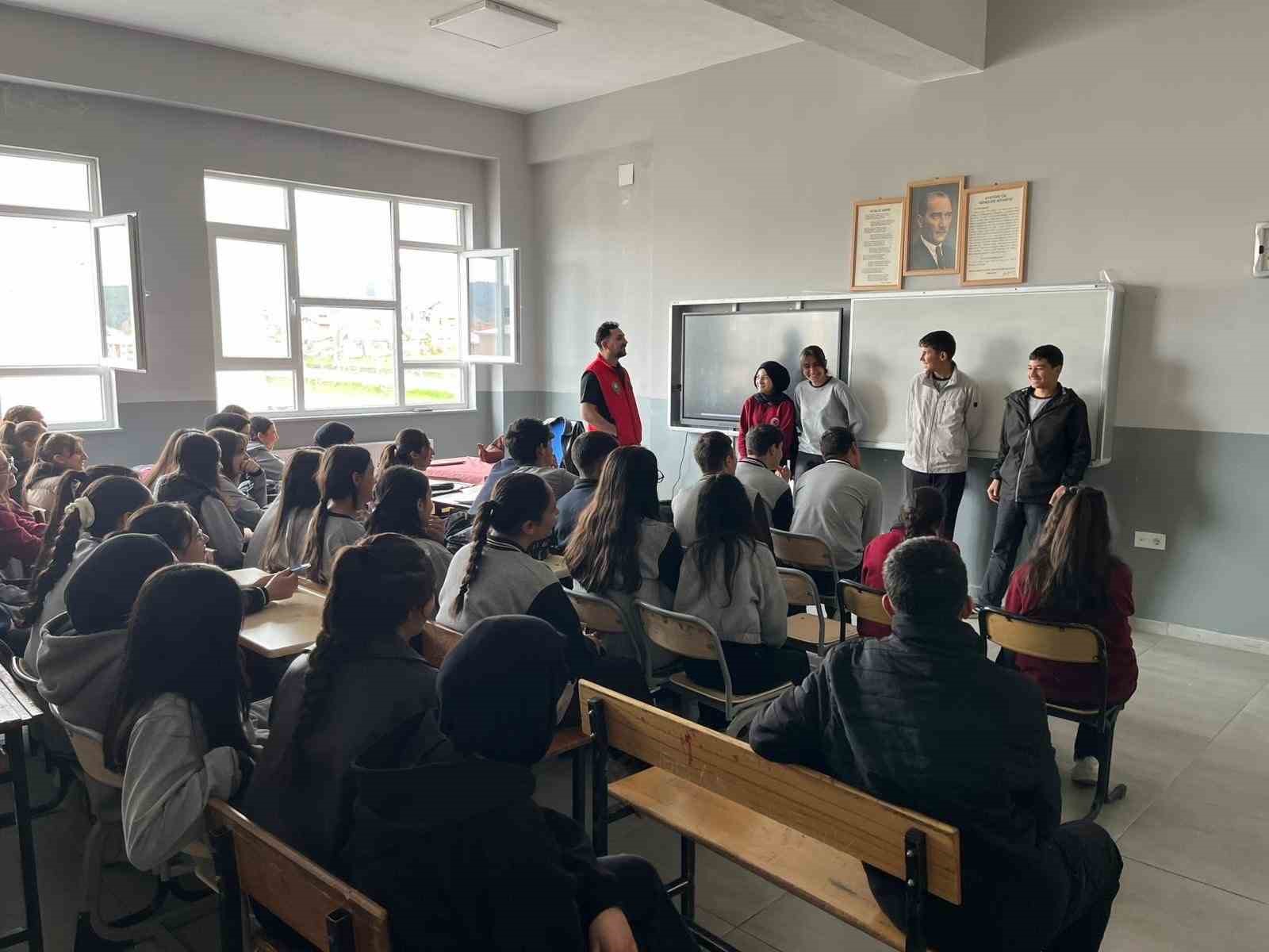 sarikamis-ta-ogrencilere-terorle-mucadele-ve-dijital-guvenlik-semineri