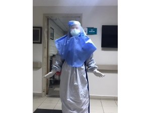 Bolu’da Öğretmenler Sağlık Çalışanları İçin Tıbbi Kalkan Üretti