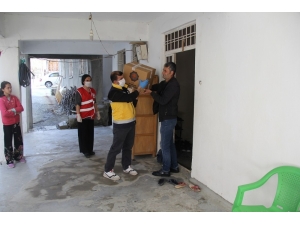 Sokağa Çıkma Yasağında Vatandaşların İhtiyacını Vefa Ekibi Sağladı