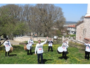 Kırklareli’de “Dokuz Sekizlik” Evde Kal Konseri
