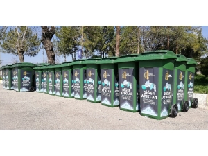 Çorum’da Tek Kullanımlık Maske Ve Eldivenler Ayrı Toplanmaya Başlandı