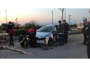 Takla Atan Araçtan Burnu Bile Kanamadan Çıktı