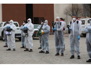 Nevşehir Belediyesi, Dezenfekte Çalışmalarını Aralıksız Sürdürüyor