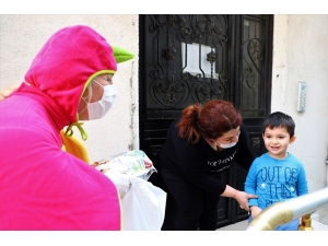 Minik Ali’nin Süt Ve Bisküvi Mutluluğu