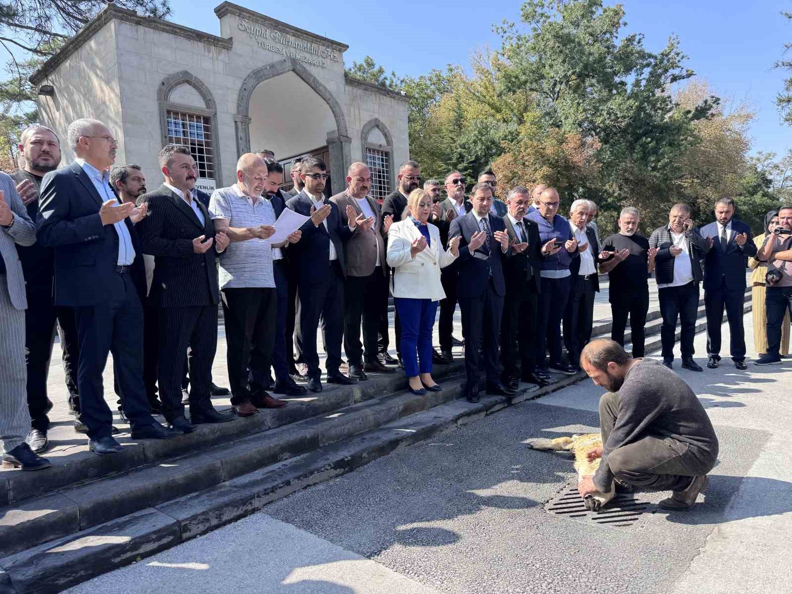 mhp-kayseri-il-yonetimi-yeni-hizmet-donemine-dualarla-basladi