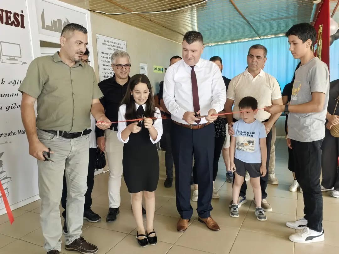 bozyazi-da-genc-yetenek-eserlerini-sanatseverlerle-bulusturdu