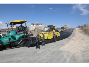 Mimarsinan Fatih Mahallesi’ne 3 Kilometrelik Asfalt Serildi