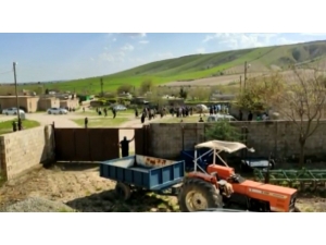 Pencere Kavgasında Mahalle Savaş Alanına Döndü