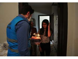 Mardin’de 13 Yaşındaki Kız Doğum Günü Pastası İçin 112’yi Aradı